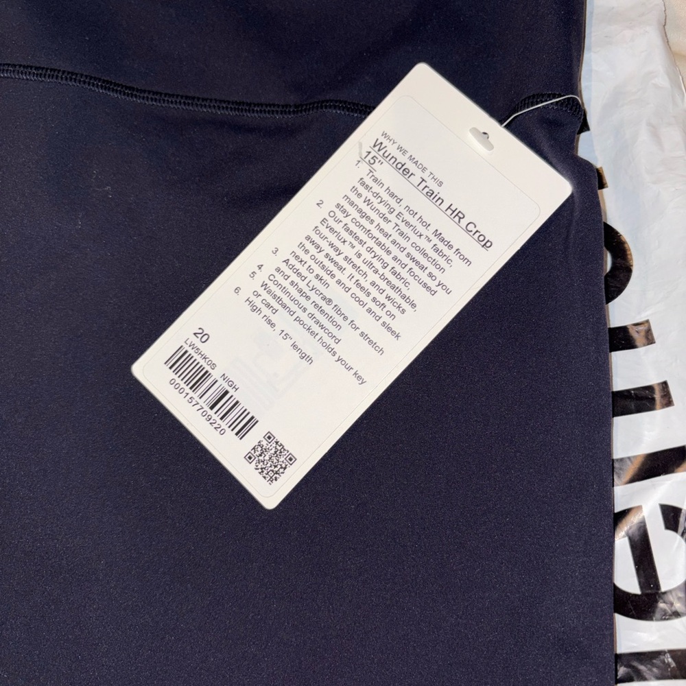 Lululemon - Picture 2 of 8